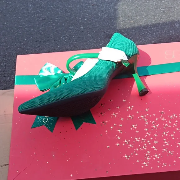 Green Women's Shoes - Picture 3 of 3